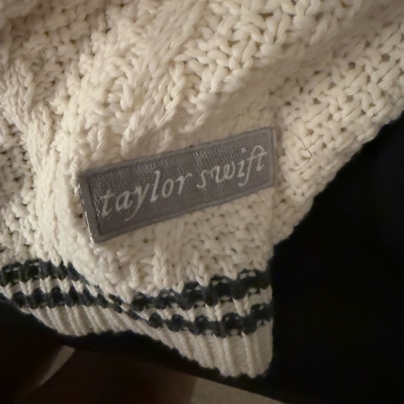 Taylor Swift Folkmore Cardigan - Picture 4 of 5